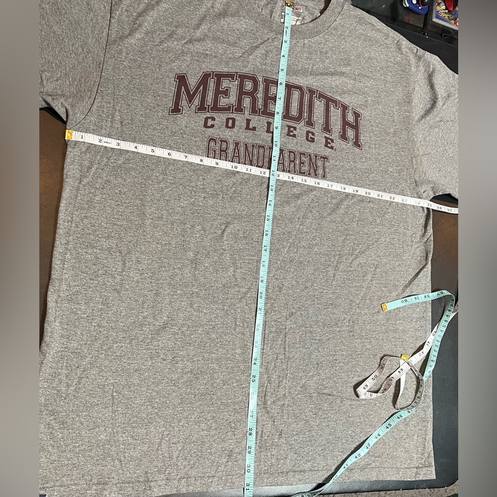Jansport Meredith College Grandparent T-Shirt - Picture 6 of 6